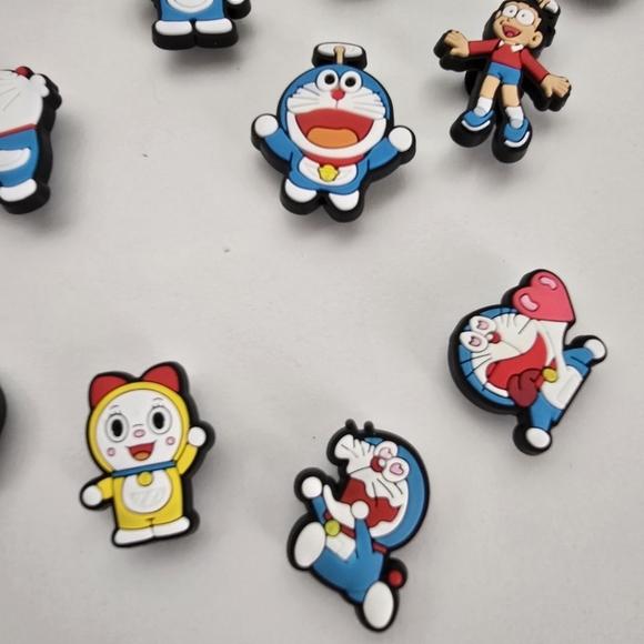 NEW Doraemon Cartoon Cat Jibbitz Bundle 16 Shoe Charms for Crocs - Picture 4 of 7